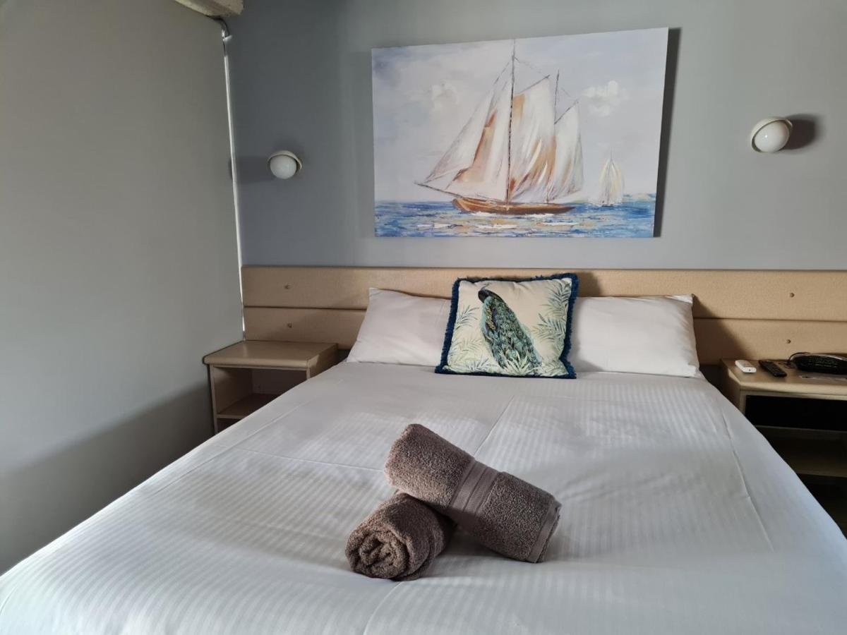 Rockhampton Court Motor Inn Eksteriør billede