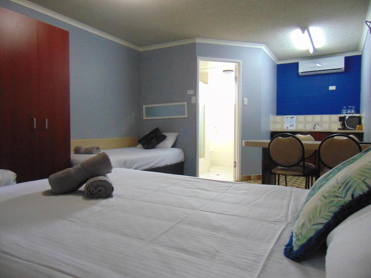 Rockhampton Court Motor Inn Eksteriør billede