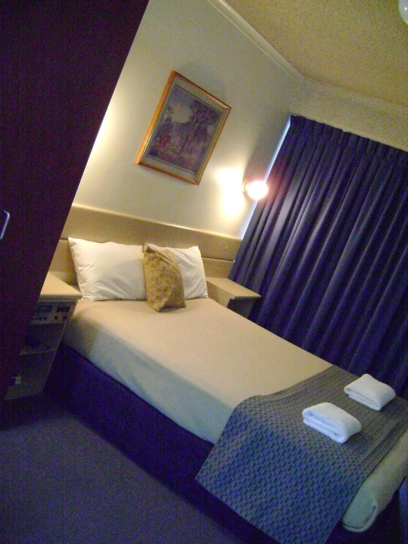 Rockhampton Court Motor Inn Eksteriør billede