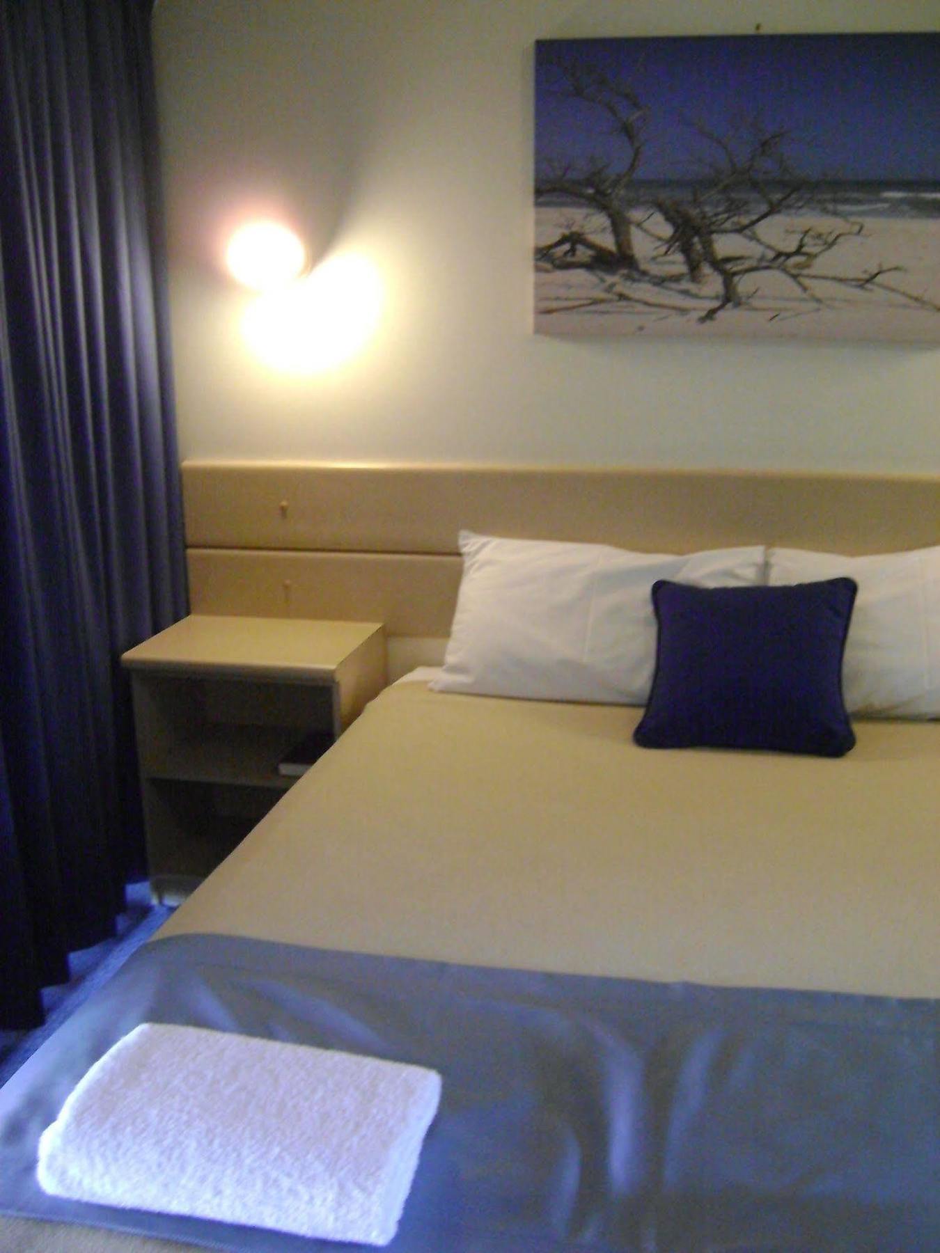 Rockhampton Court Motor Inn Eksteriør billede
